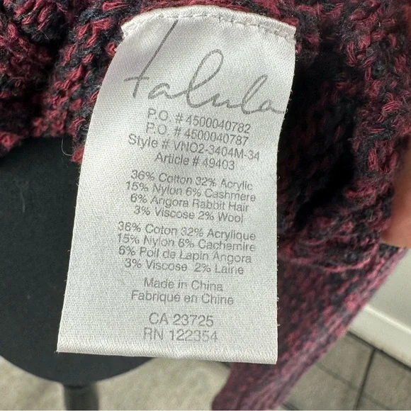 Talula Two Tone Knit Pullover Sweater
Burgundy/Blue - Picture 3 of 4